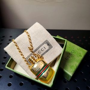 Vintage Gucci Gold statement necklace - Rare find!